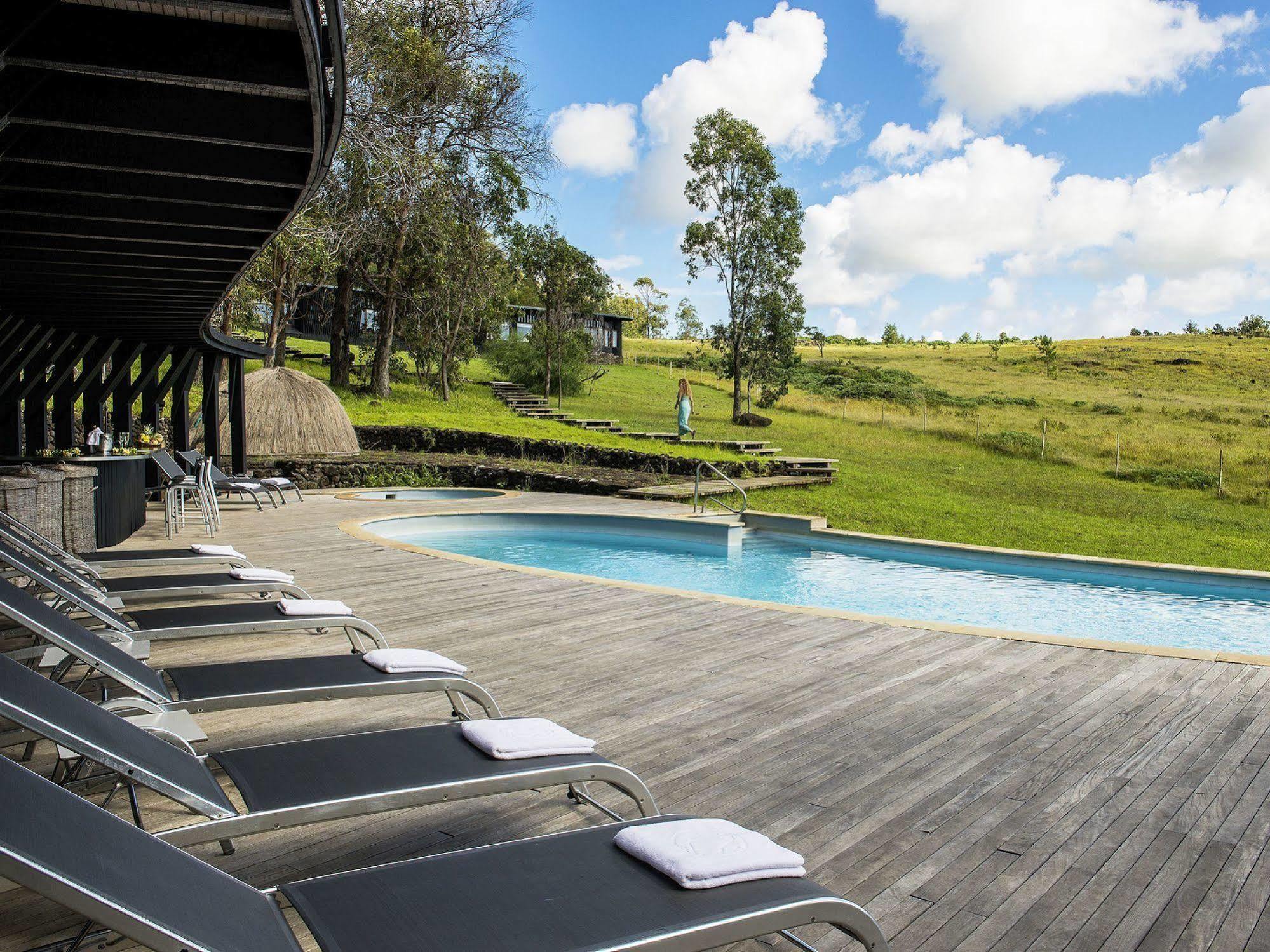 Explora En Rapa Nui Hotel Hanga Roa Exterior photo